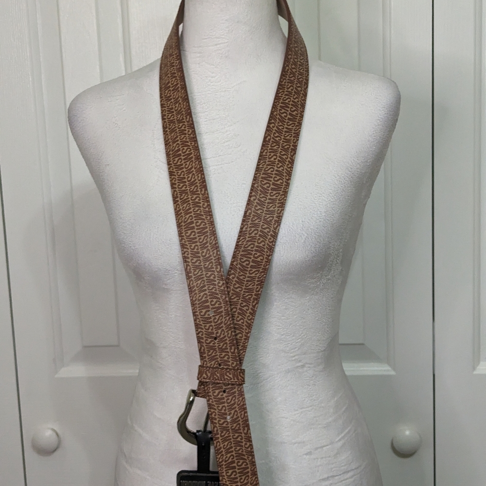 Michael Kors Belt - Picture 6 of 8